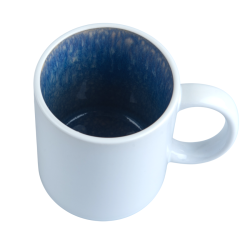 Szublimálható bögre fehér külső batikolt világoskék belső 330ml.